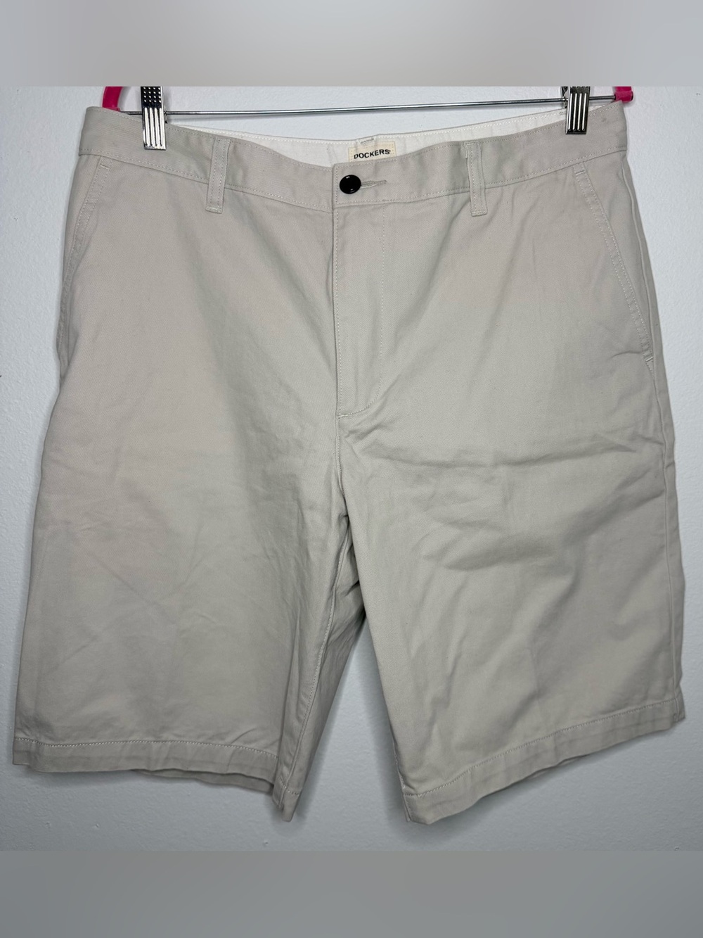 Dockers Men’s Flat Front Chino 10” Shorts size 34